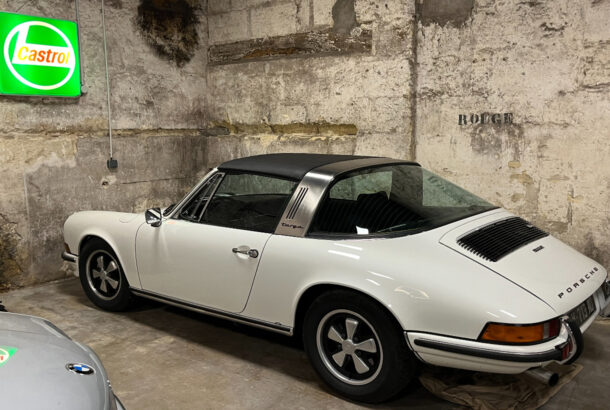 Porsche targa 1973 vue de profil